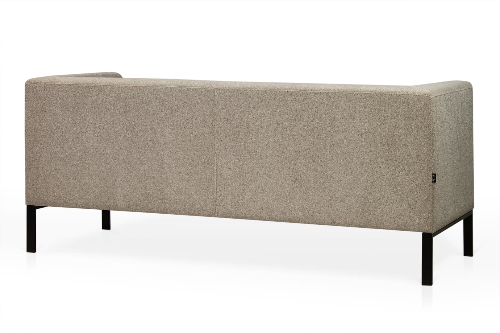 Устойчивые металлические опоры добавляют модели лёгкость и обеспечивают высокую прочность конструкции